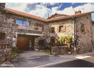 Maison en pierre rénovée