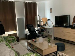 Studio 1 pièce 28 m²