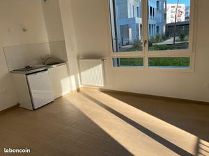 Location – Grand Studio neuf avec terrasse plein Sud  sans vis-à-vis