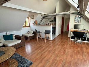 Superbe appartement F2 de 49 m² en combles