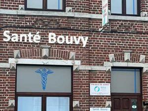 Bureau médical à louer – Centre Santé Bouvy (1er étage)