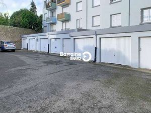 Vente Garage et parking à Lorient Kerentrech - Keryado (56100) : à vendre / Lorient Kerent