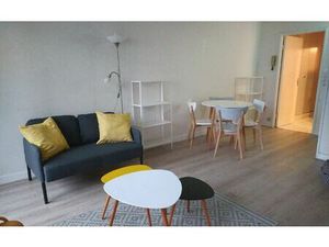 Location appartement  29.75 m² T-1 à Paris 19  1 072 €