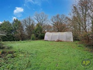 en vente Terrain non constructible 680 m² – 60 000 € |Froidfond