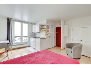 CALME / LUMINEUX / STUDIO