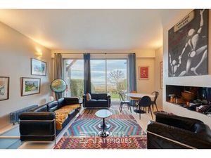 Deux pièces vue mer rénové par architecte