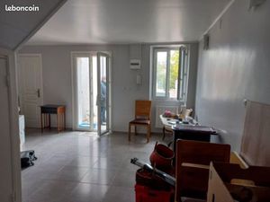 Joli T2 + bureau Saint Marcel