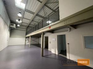 Local d'activités de 171m²