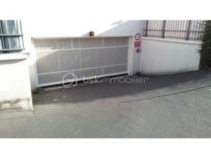 Place de parking en sous-sol – Stains – rentabilité 10%