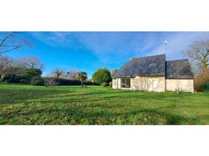 Jolie maison de 4 chambres sur un beau terrain de 1500 m² !