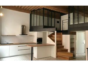 Location appartement  54.96 m² T-4 à Lyon 4  1 406 €
