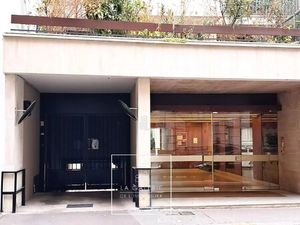 Opportunité parking double box fermé rue de La Tour à vendre