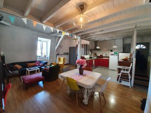 Appartement avec jardin et parking