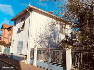 Charmant appartement T4 - Rez-de-Chaussée maison individuelle style années 50 - Entièremen