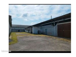 Emplacement véhicules