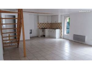Maison mitoyenne à louer 60m2 2 chambres Longvilliers