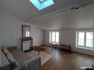 Appartement type 3 meublé place Gaillard Rue Fontgiève