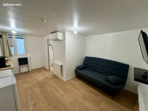 Studio meublé refait à neuf