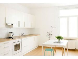 Rez-De-Chaussée à louer avec garage et terrasse   Saint-Gilles (VBD67346)