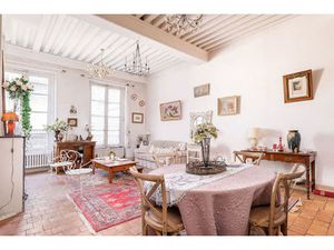 Appartement de charme 4 pièces -140.30 m2 - 4ème étage avec ascenseur