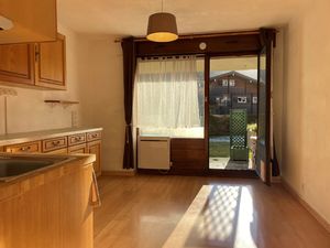 Appartement T2 cabine centre village avec parking collectif