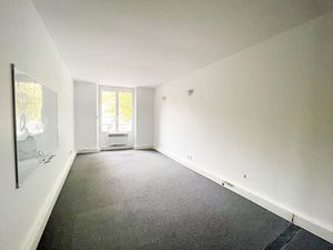 PARIS 14ème - Bureaux 4 pièces 79 m2