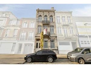 Uitzonderlijk ruim en charmant huis te koop in Merksem