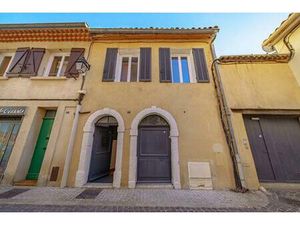 Charmant T2 lumineux à deux pas du port de Cassis