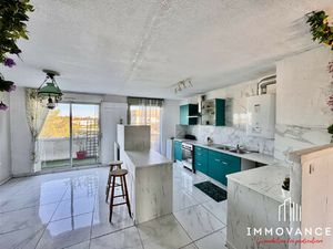 Superbe appartement T5 au dernier étage de la résidence prisé