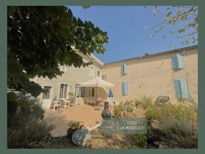 Proche Bazas -Maison en Pierre - 6 chambres et dépendances -155