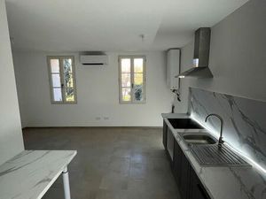 Studio 30m2 centre-ville Brignoles