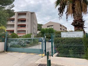 GARAGE 36 m³ À LOUER – STOCKAGE SÉCURISÉ à partir de Mi-Janvier