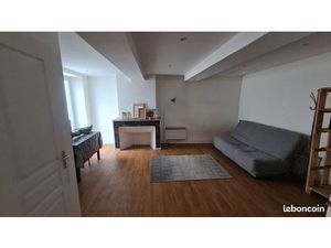 Studio meublé centre ville Limoux