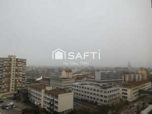 Appartement T3 avec balcon  2 chambres  11ème étage avec ascenseur 