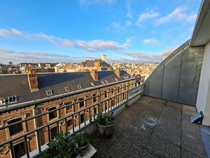 Appartement t3 dernier étage  terrasse parking ascenseur