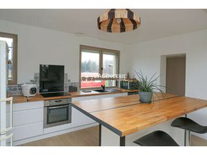 Maison de plain pied à LAGRAVE