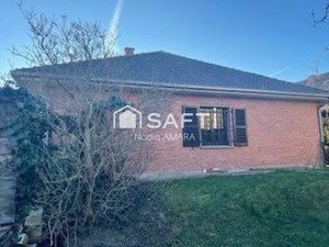 Maison plain-pied 4 chambres avec jardin et garage