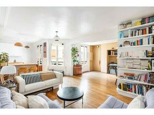 Paris 10e - HAUTEVILLE / POISSONNIÈRE - Appartement à vendre - 4 pièces - 80 78m² Carrez -