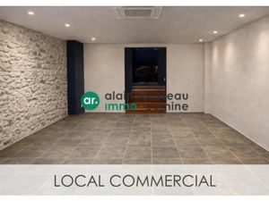 Local commercial  env.55m2  ANGERS Centre
