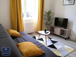 Appartement à louer 1 pièce 21.3 m² - Laon (02) - 387€