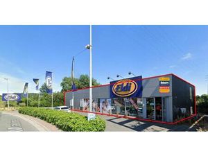 INVESTERINGSEIGENDOM NABIJ Zone Commerciale Shopping Froyennes