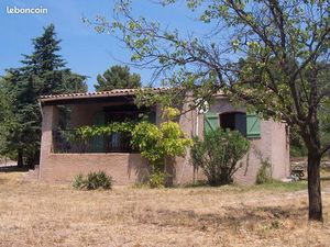 Maison sur terrain de 1900 m2