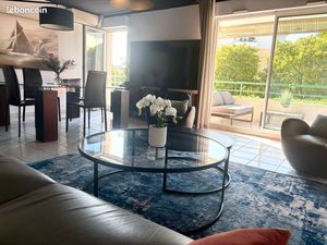 Appartement 4 pièces 92 m2 de standing avec garage