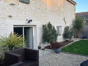 Maison de bourg 3 chambres avec jardin