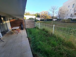 Location appartement 3 pièces 65 m² à Marseille 11 (13011)