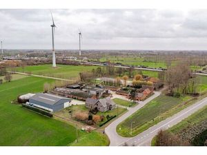 Varkensbedrijf te koop te Lochristi