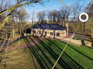 Exclusieve villa met bos in Houthulst!