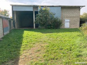 Maison avec terrains