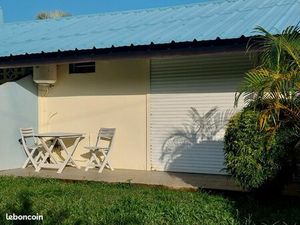 T2 meublé avec terrasse  proche des plages de Remire