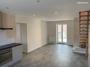 Loue appartement F4 à Pont de Poitte